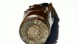 תרמיל חימוש לרובה מאוזר מתוצרת מפעל שפנדאו, גרמניה, תאריך ייצור ינואר 1917, נמצא בפארק השרון, צילום: איל ישראלי